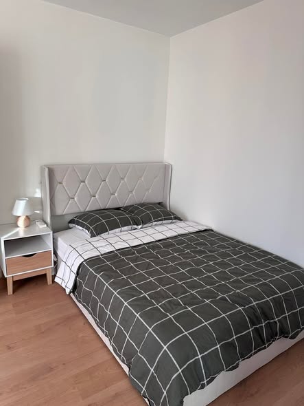 Chambre de 12 m2 disponible à Annemasse