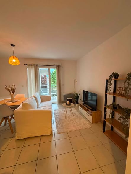 Studio meublé avec balcon et parking à Veigy-Foncenex