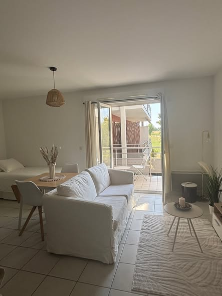 Studio meublé avec balcon et parking à Veigy-Foncenex