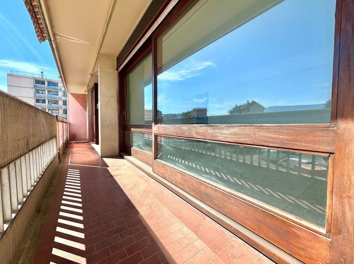 FOR RENT – 2-BEDROOM APARTMENT | ANNEMASSE – PLACE DE L’ÉTOILE | 71 m² | TRAM 17 | PARKING | LA
